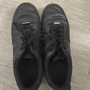 Air Force Ones size 11